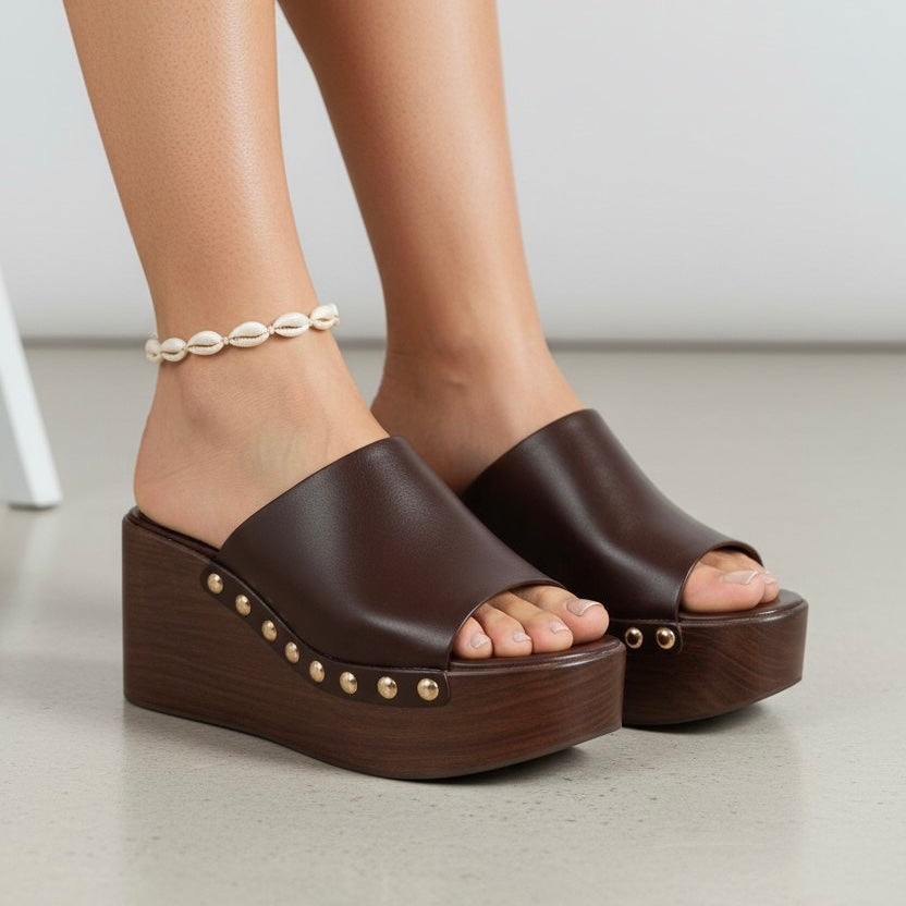 Keilsandalen - Studded Raven